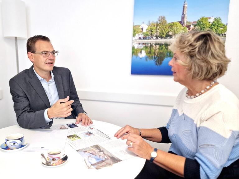 Tobias Birx im Finanzberatungsgespräch